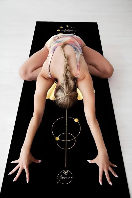 Thảm tập yoga chính hãng Yvonne, Sticky Venus (TẶNG KÈM 3 PHẦN QUÀ) dày 4mm bề mặt nhám, siêu bám, chống trơn trượt, ưa mồ hôi