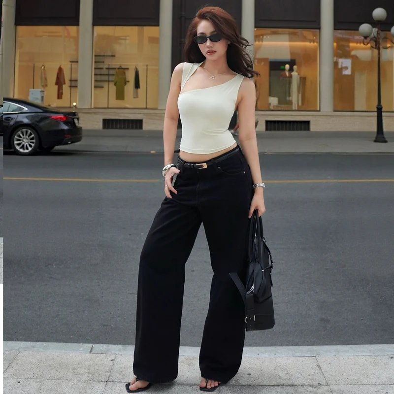 Quần jeans nữ màu đen ống suông lưng thấp Aaa Jeans