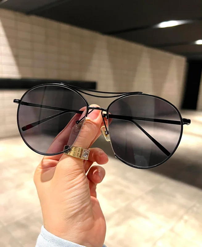 Kính râm dáng tròn nửa viền mắt đen dáng form to thời trang cho nam nữ